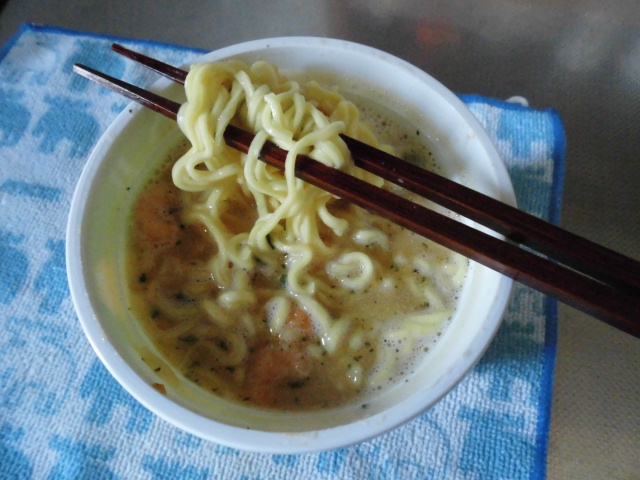 クッタ カップラーメン スモーキーマヨ