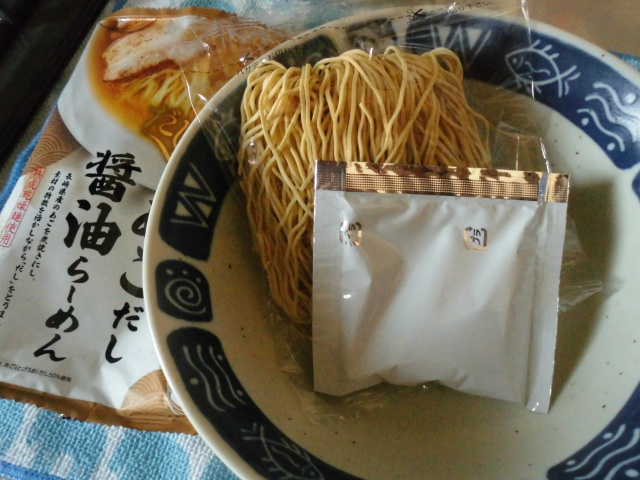 だし麺 炭焼きあごだし醤油ラーメン